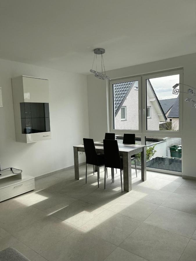 Schoene Neubauwohnung Mit Stil Bielefeld Bagian luar foto